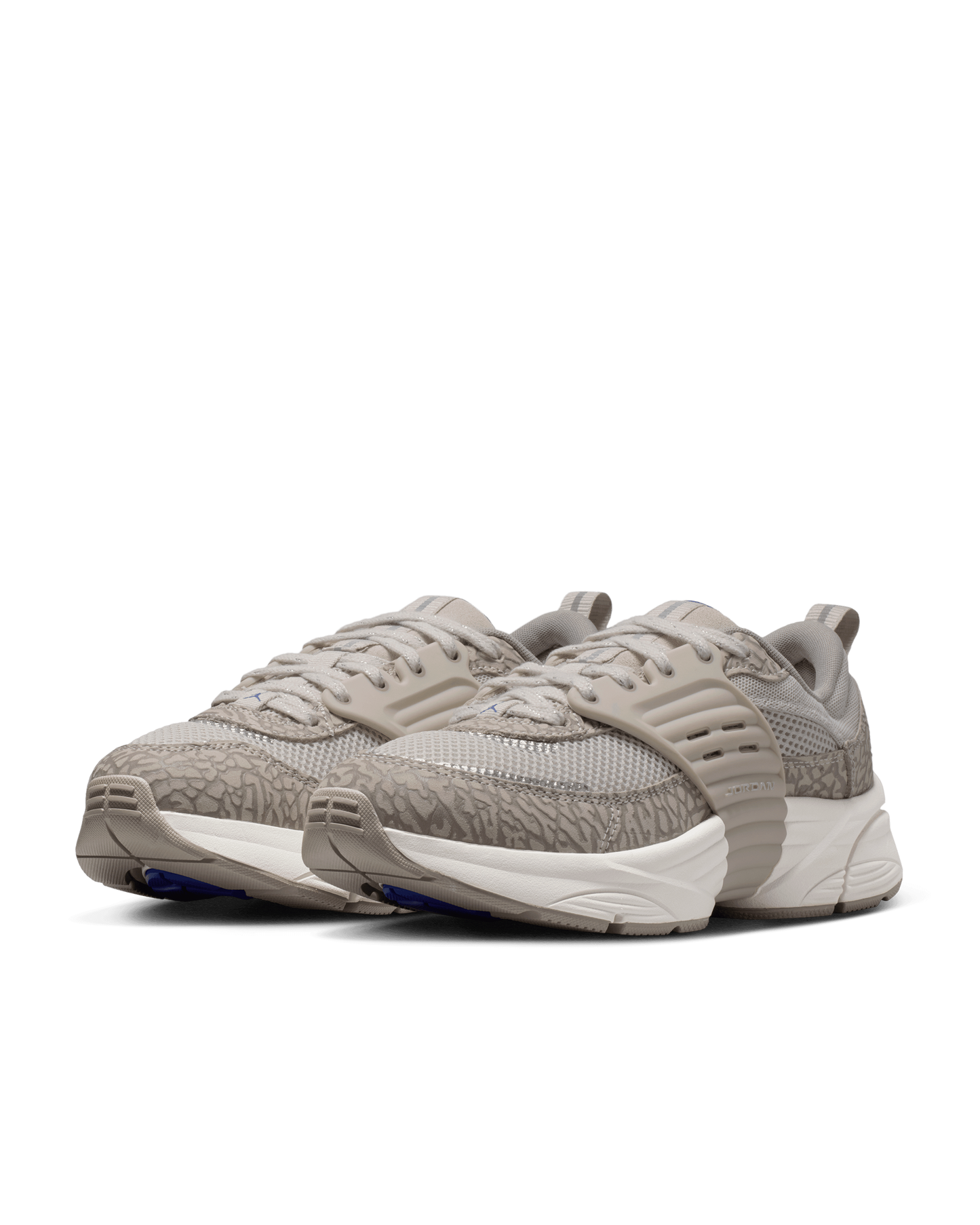 WMNS JORDAN TRUNNER O/S