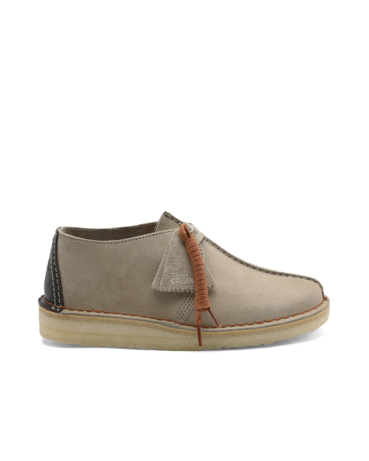 W DESERT TREK