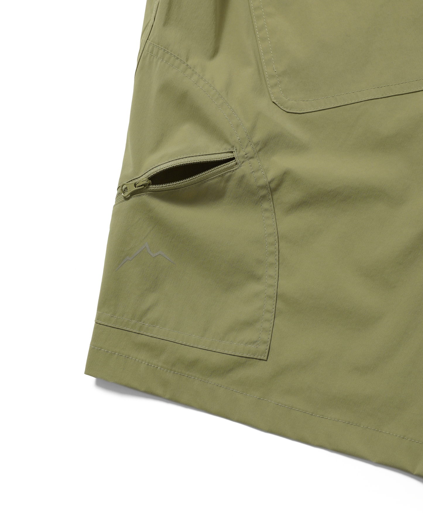 6 POCKET HIKING SHORTS