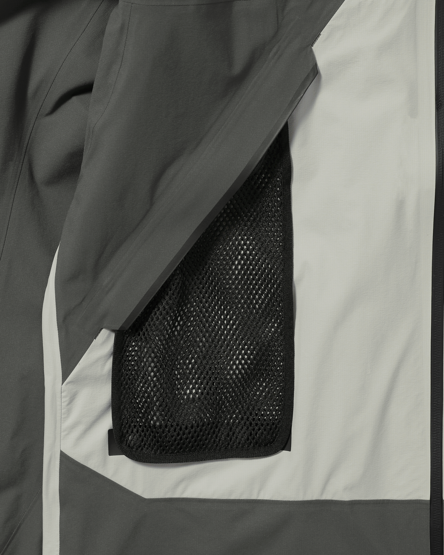 PERTEX SHIELD AIR MOUNTAINEERING JACKET