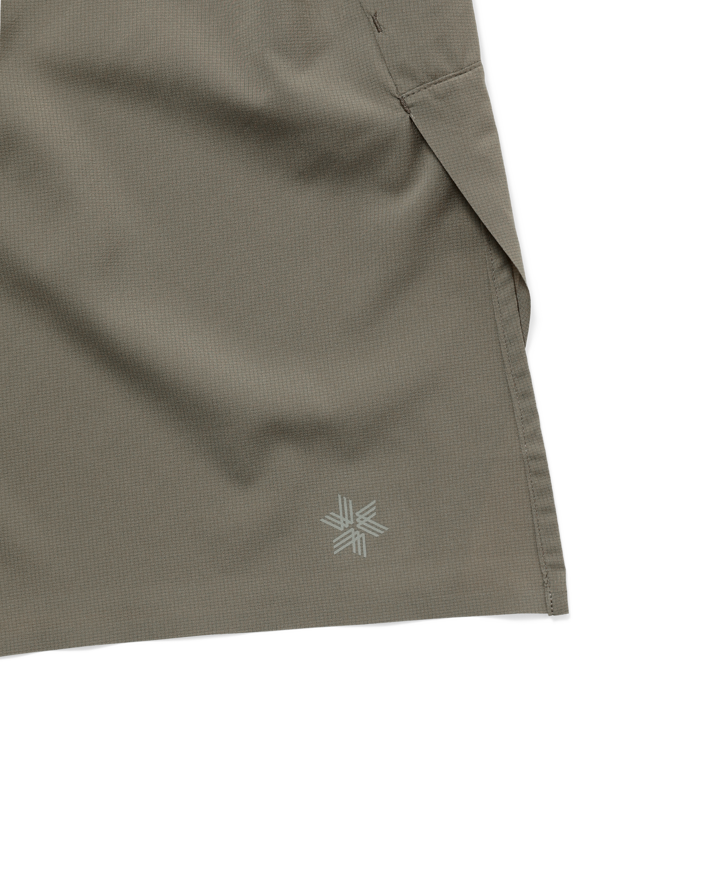 BREATHABLE ACTIVE SHORTS
