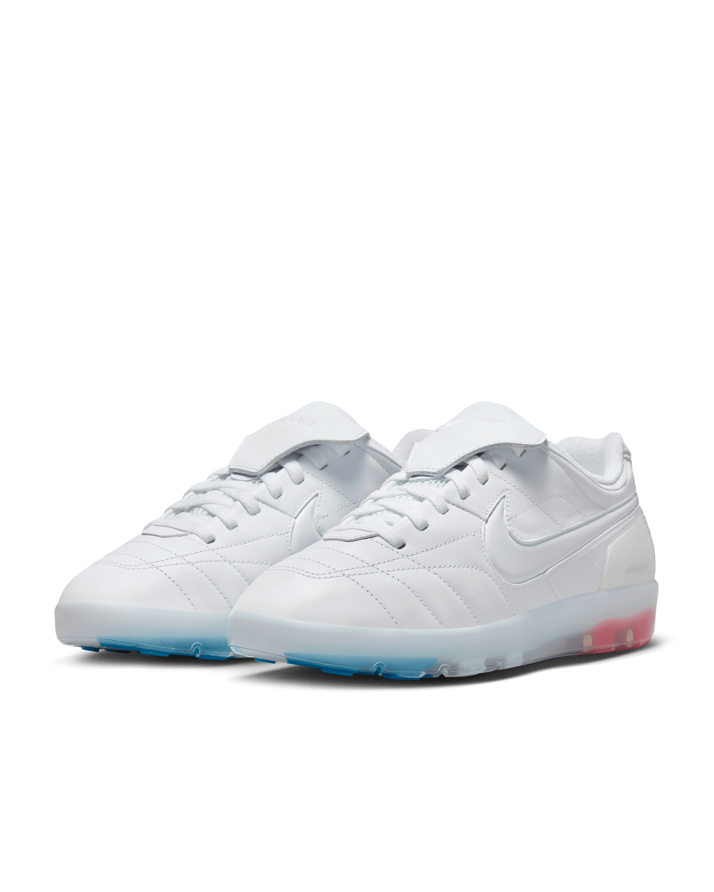FRANCE × JACQUEMUS CRYOSHOT TIEMPO R10