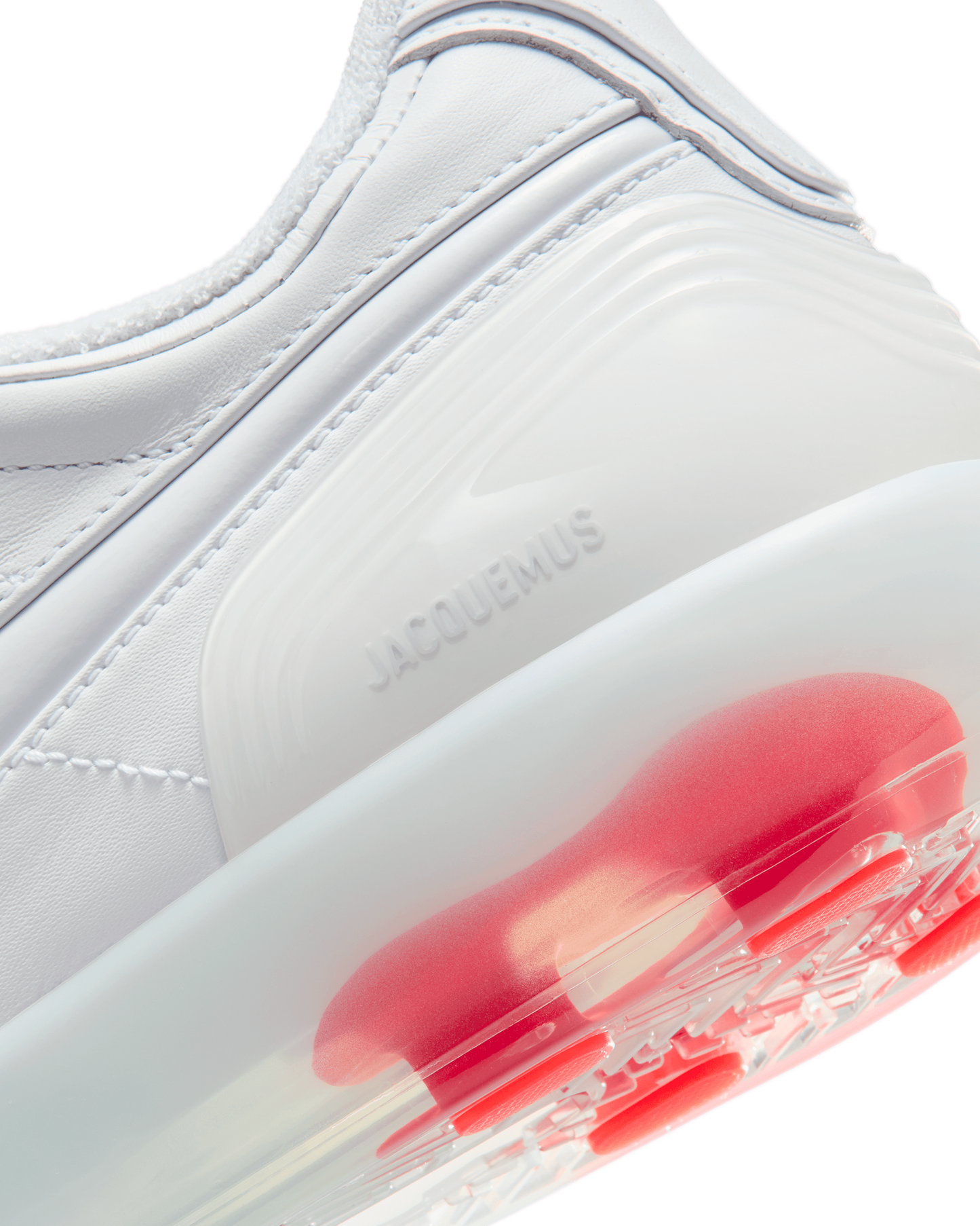 FRANCE × JACQUEMUS CRYOSHOT TIEMPO R10