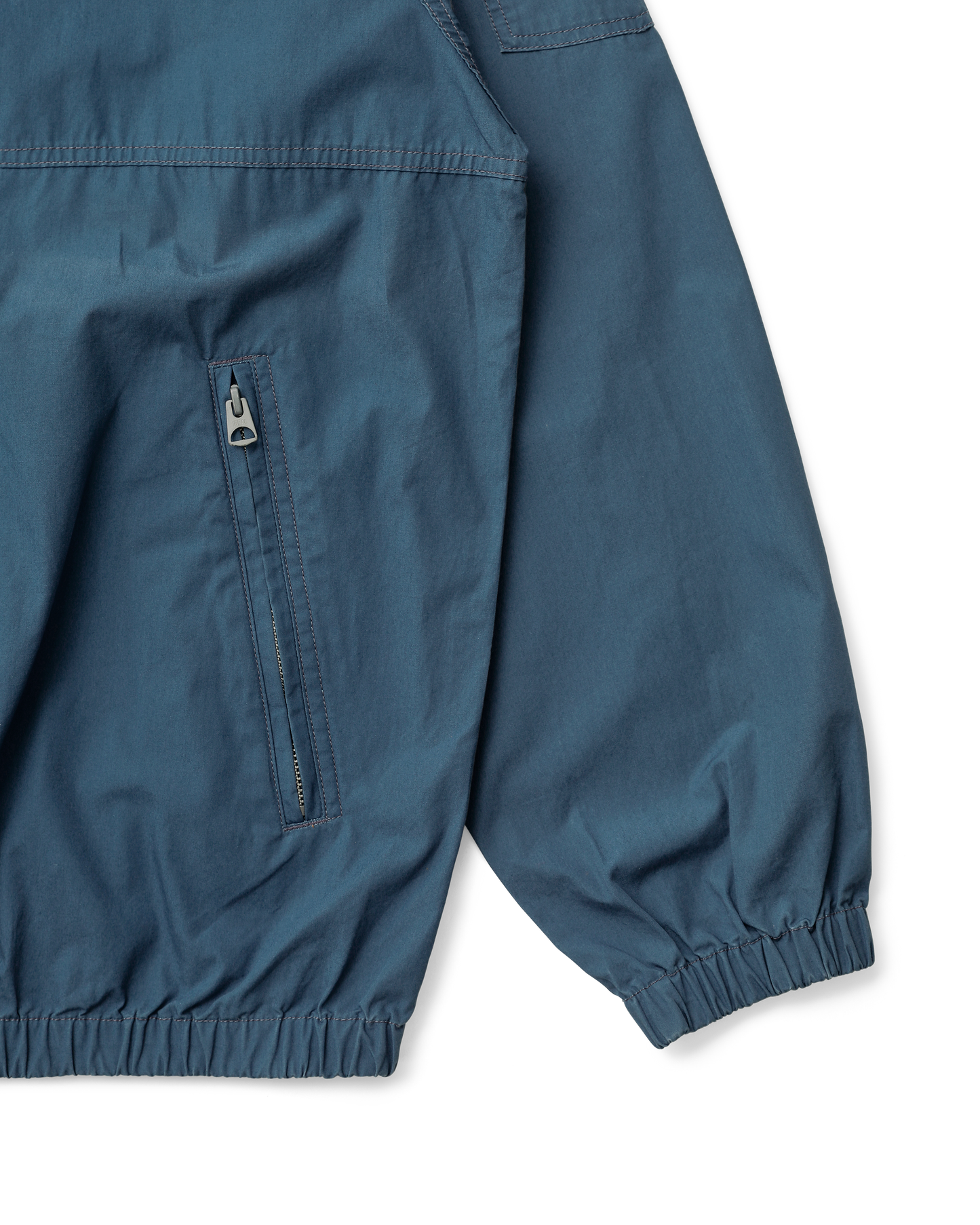 HOODED WIND JACKET