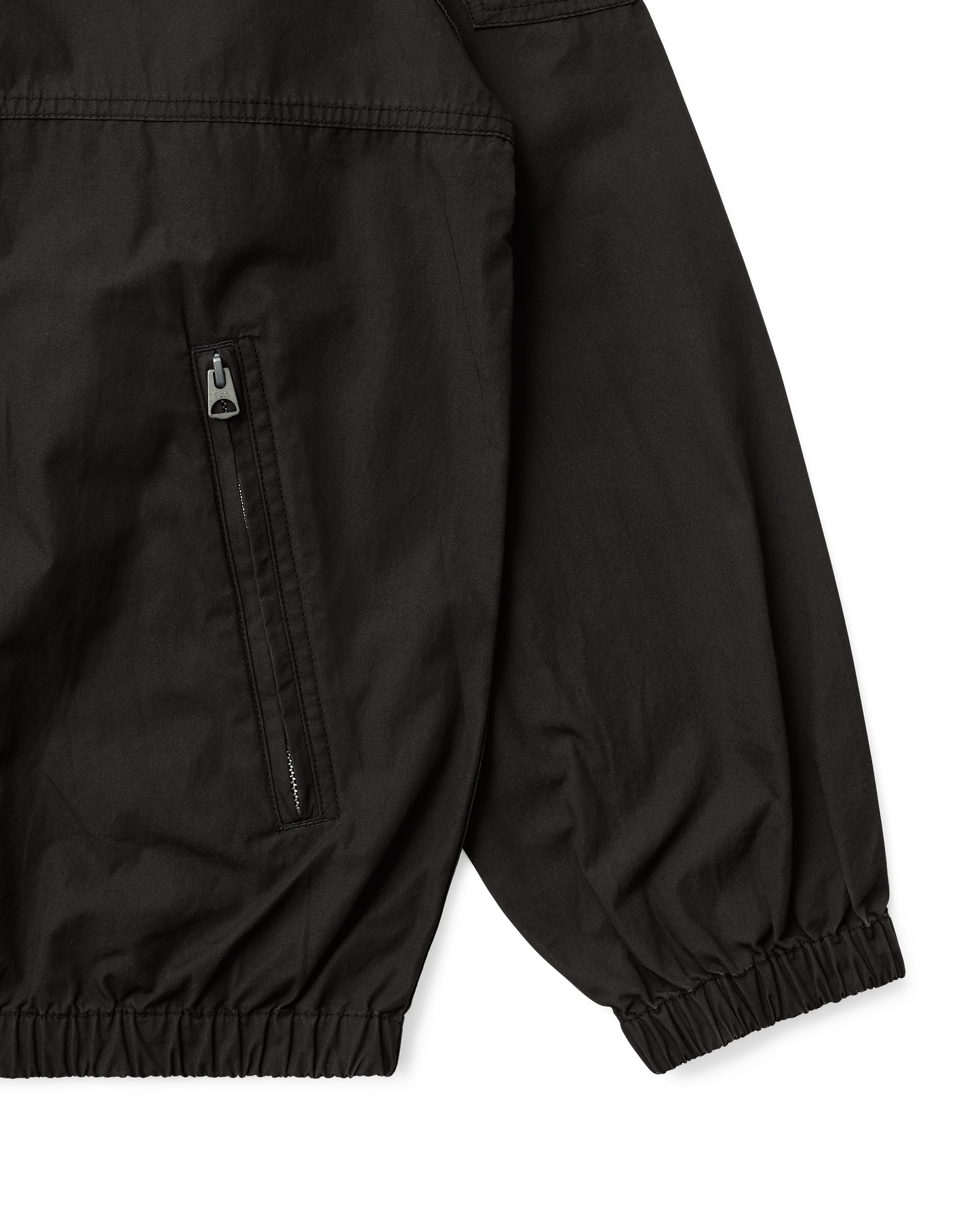 HOODED WIND JACKET