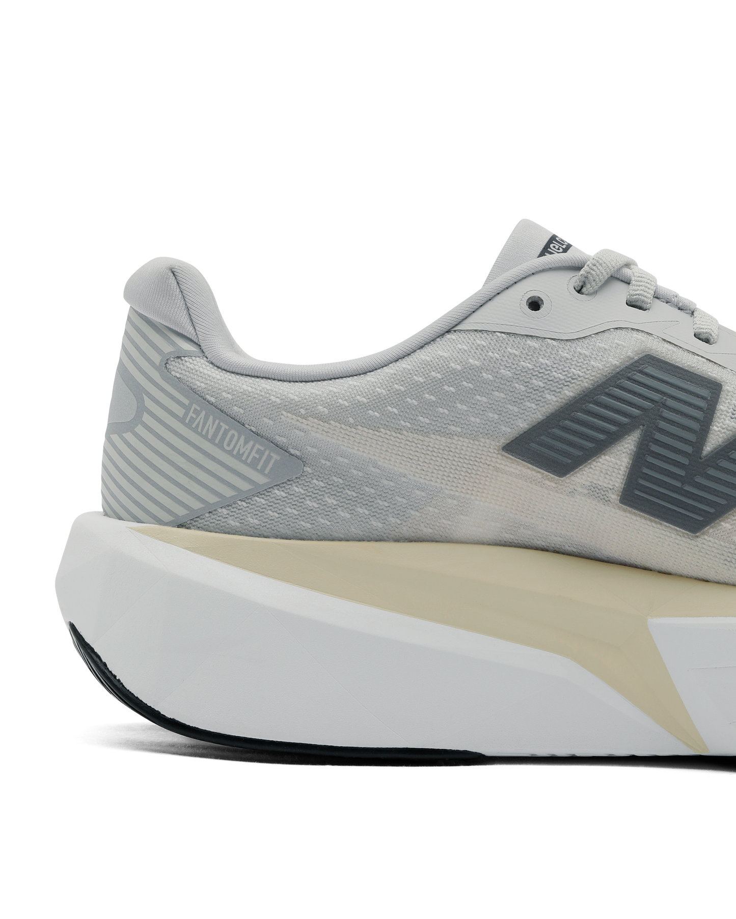 FUELCELL REBEL V5 (MEN/WOMEN)