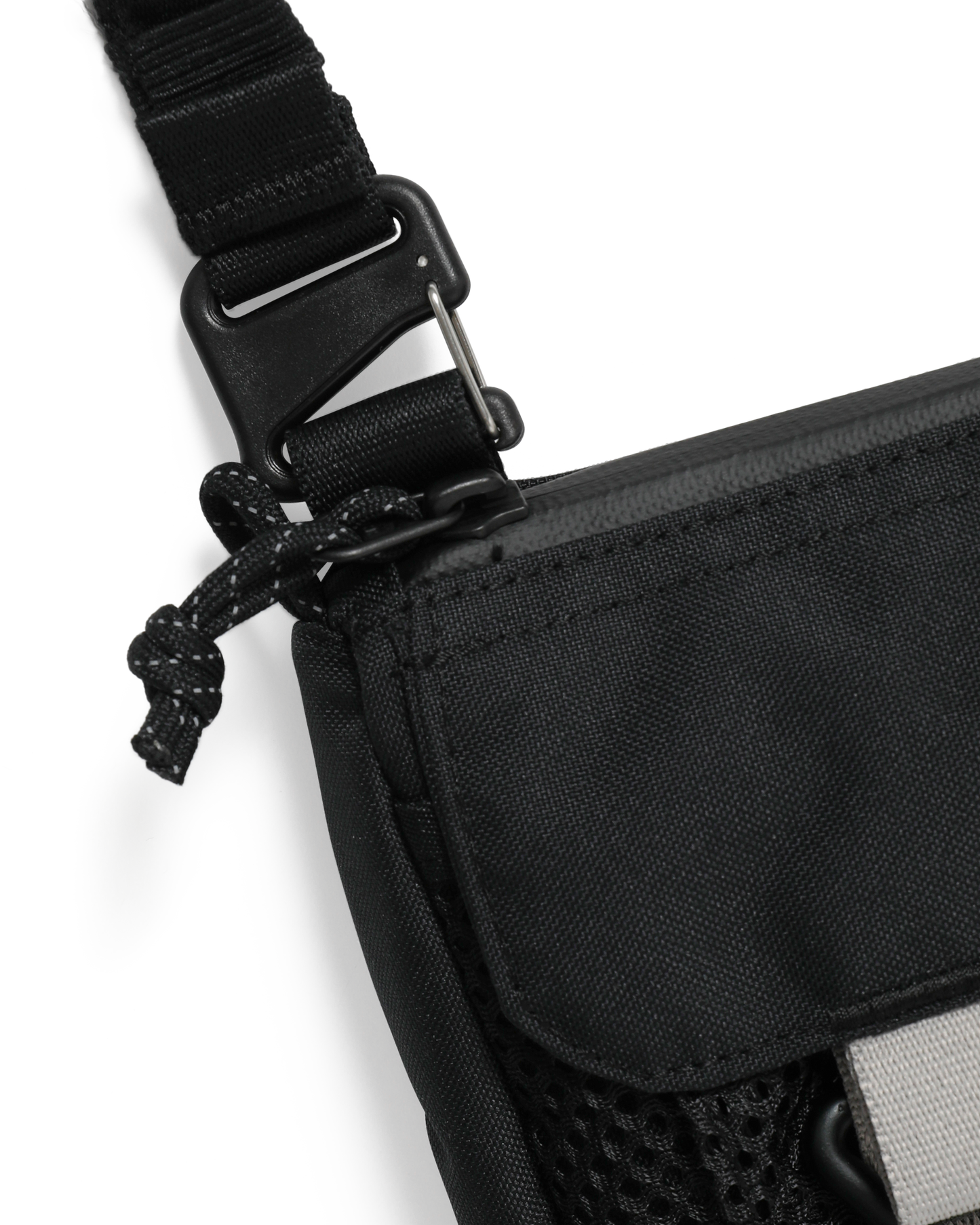 ACG DAYMAX CROSSBODY