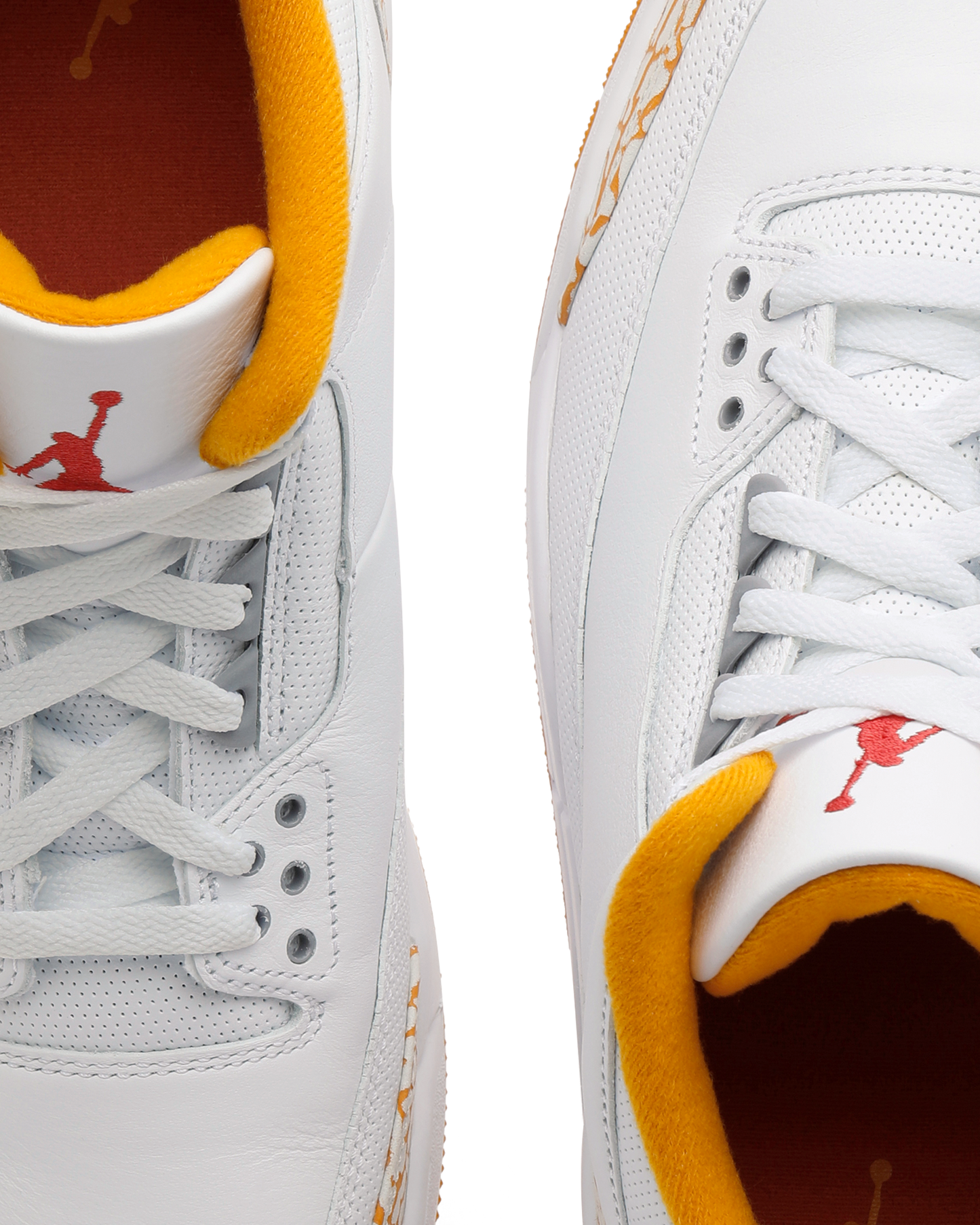 WMNS AIR JORDAN 3 RETRO