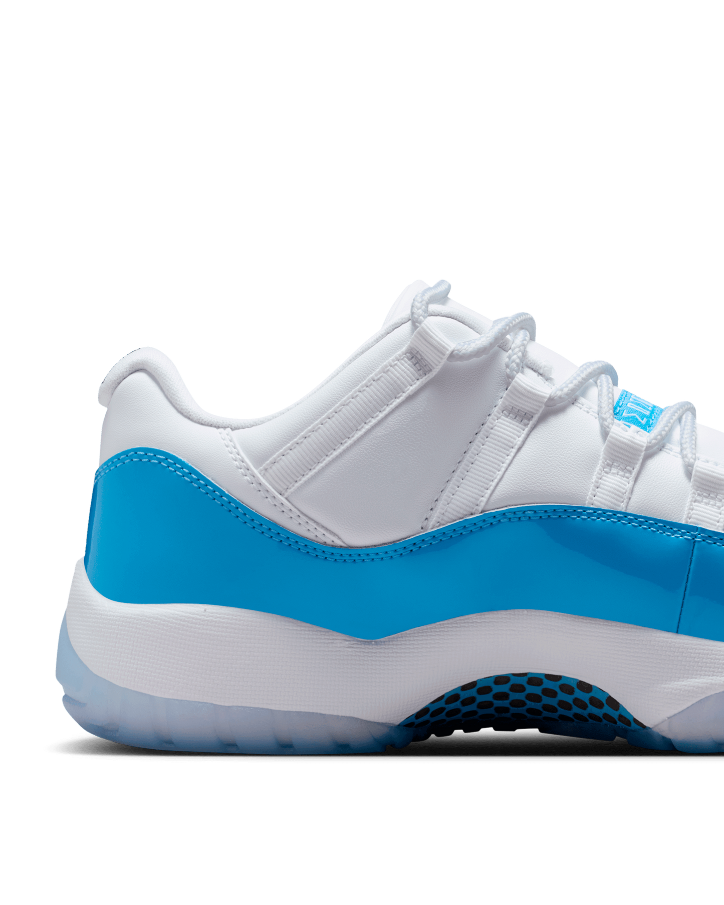 AIR JORDAN 11 RETRO LOW