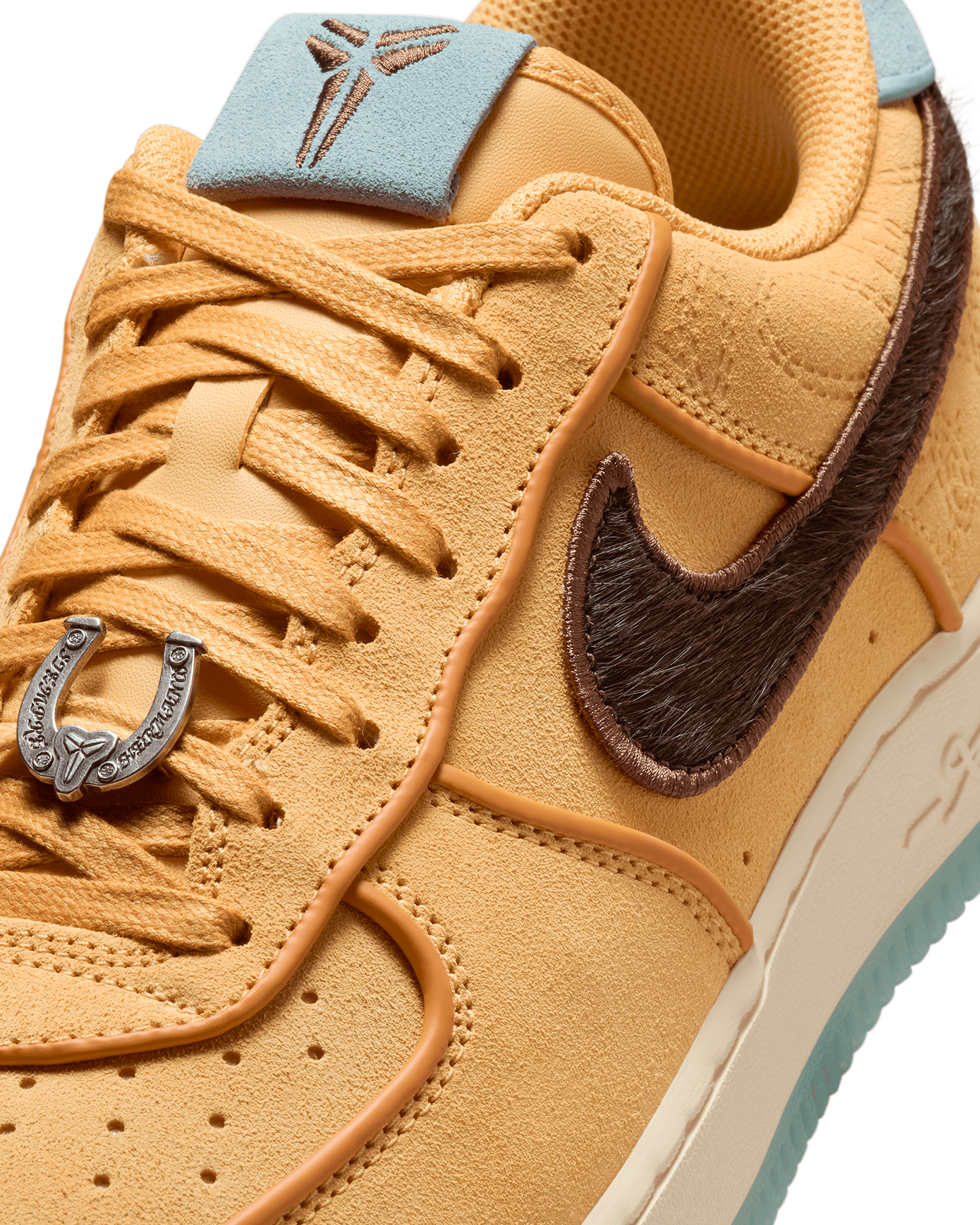 X KOBE BRYANT AIR FORCE 1 LOW PROTRO