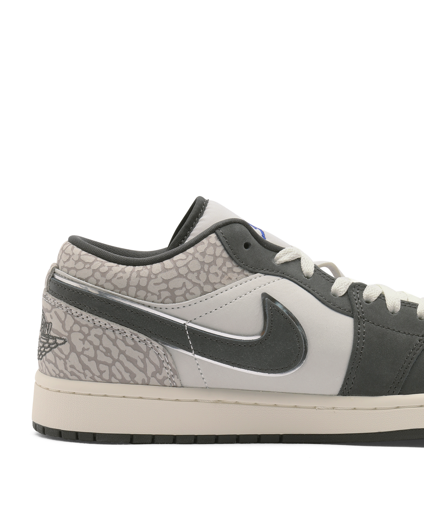AIR JORDAN 1 LOW SE V2
