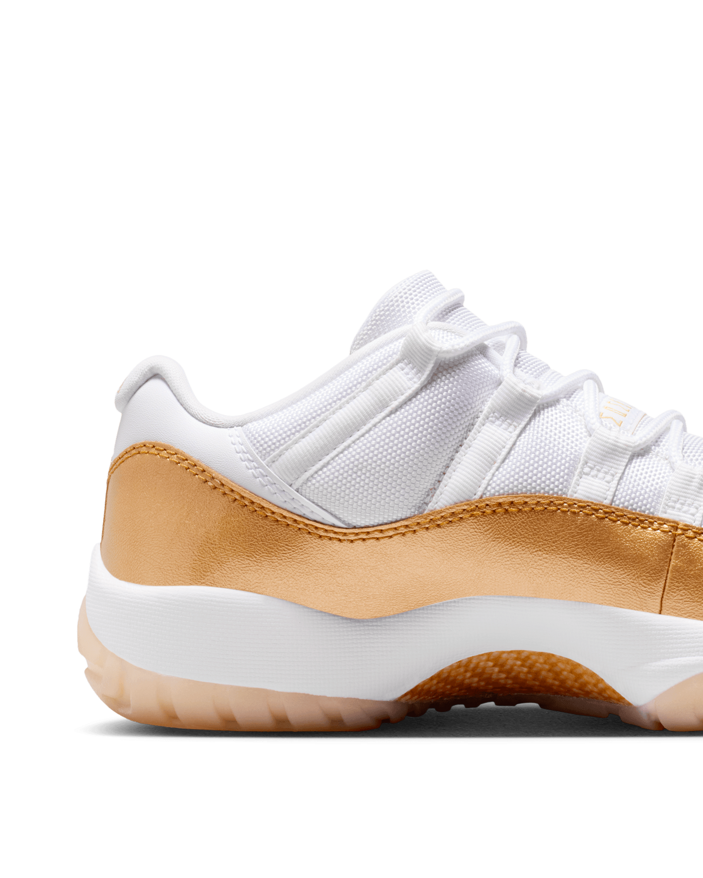 WMNS AIR JORDAN 11 RETRO LOW