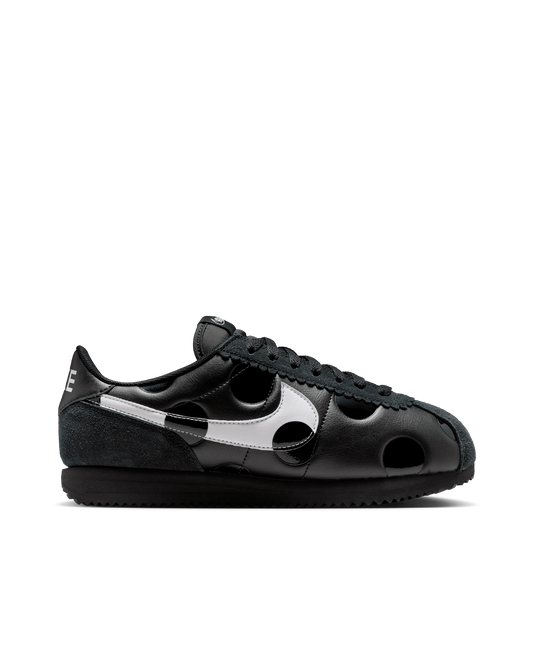 W CORTEZ