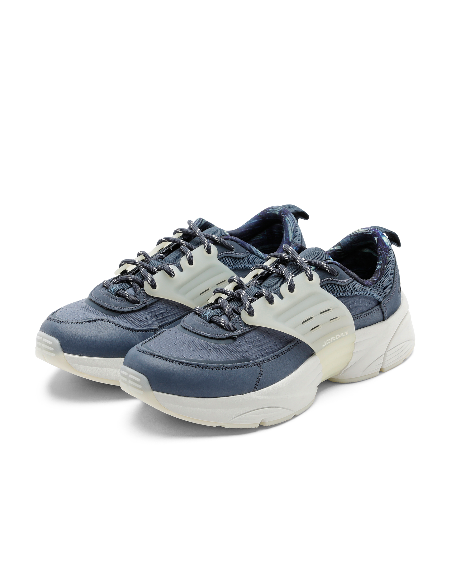 JORDAN TRUNNER O/S