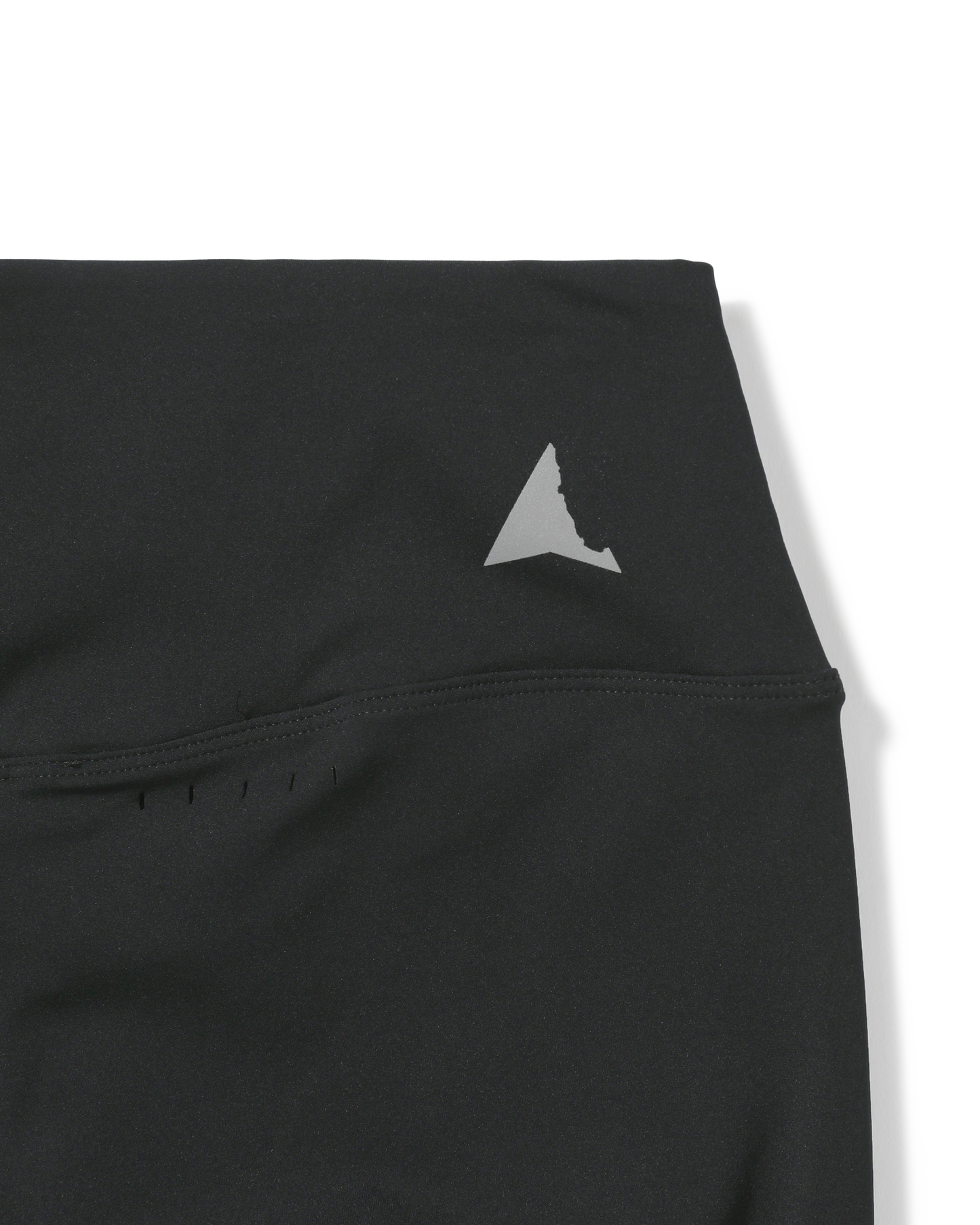 COMPRESSION BIKER SHORTS (WOMEN)