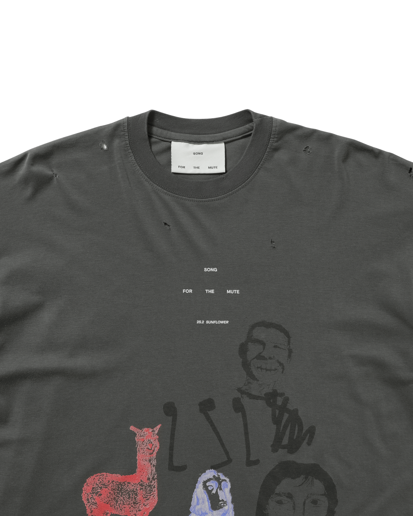 “25.2 SKETCHBOOK” OVERSIZED TEE