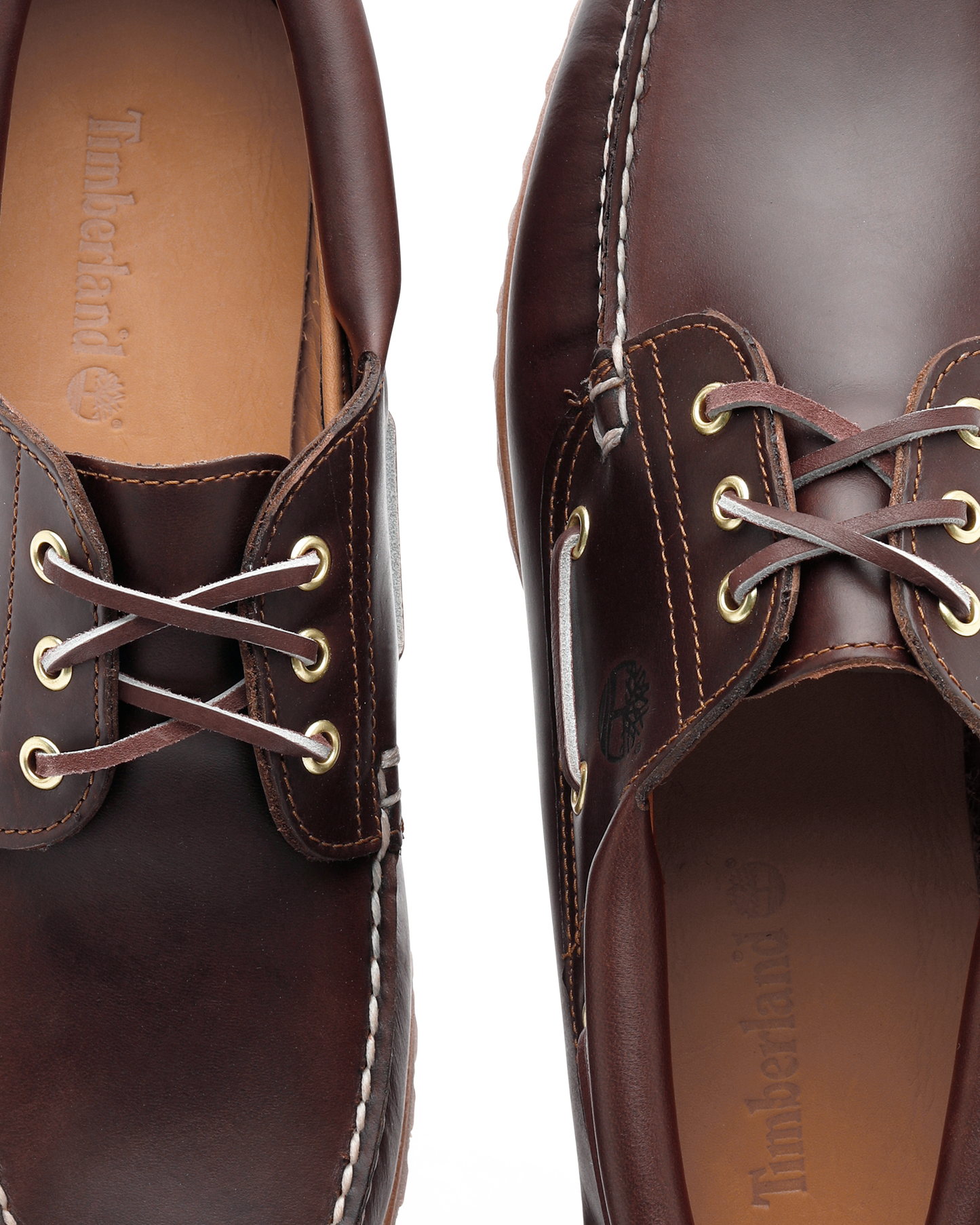 AUTHENTIC BOAT SHOE