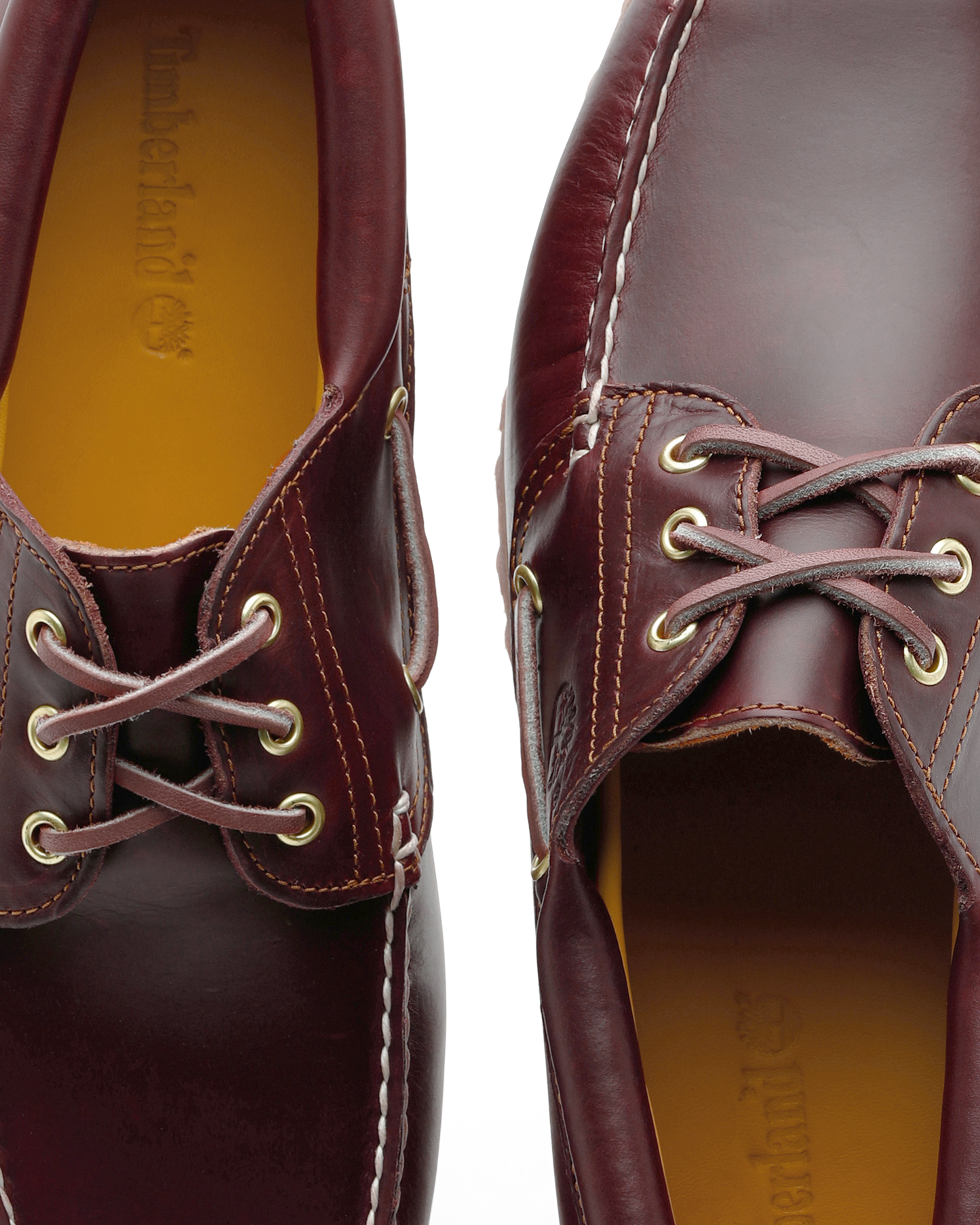 AUTHENTIC BOAT SHOE
