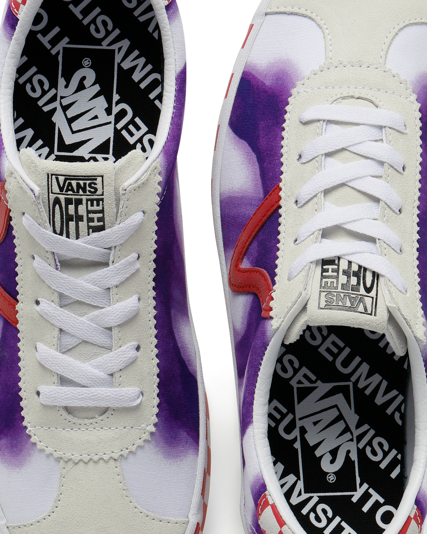 X THE MUSEUM VISITOR SPORT LOW