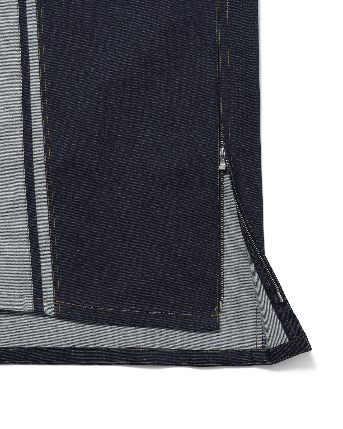 EP.7 WOMEN 01 SKIRT